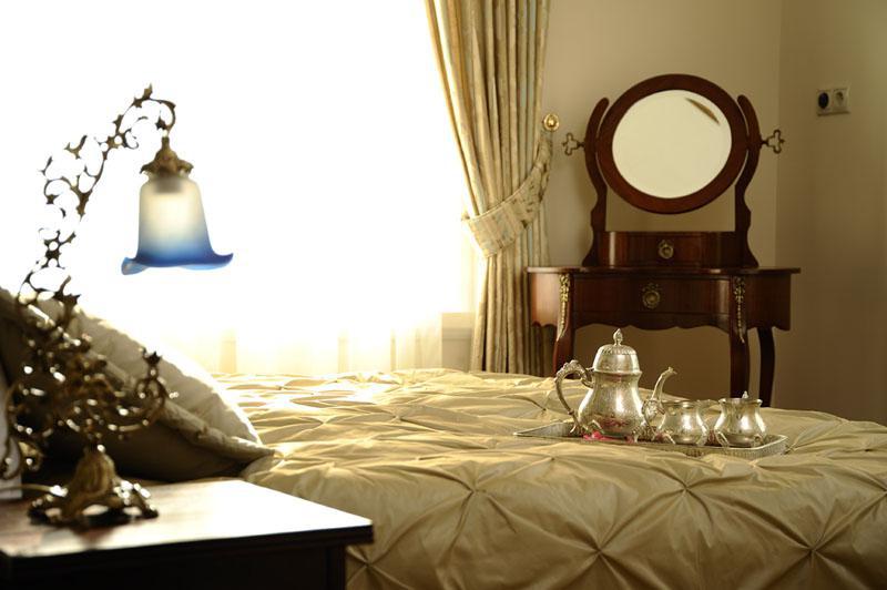 เออร์เตน โคนัก Hotel อิสตันบูล ภายนอก รูปภาพ